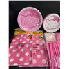 Image 2 : HUGE Hello Kitty Birthday Party Supply Set (Plates, Cups, Spoons, Forks, 2x Tablecloths, Straws) New