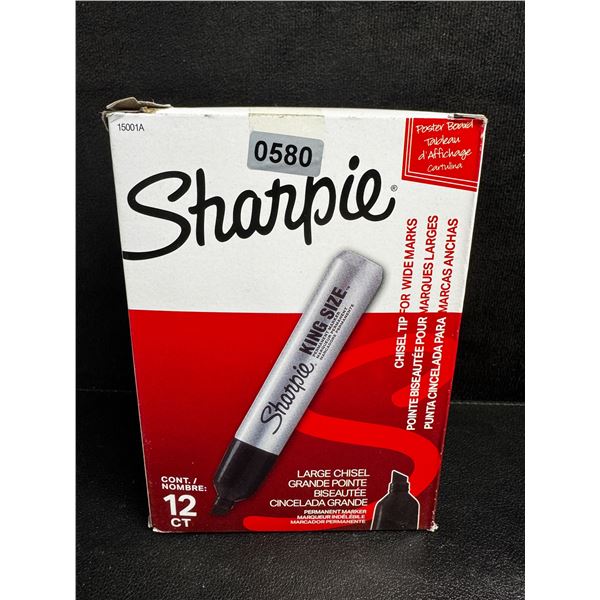 12-Pack of Large Chisel Tip Sharpie Permanent Markers - New