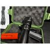 Image 4 : Super Bright Long Range Rechargeable Flashlight in Carry Case - New