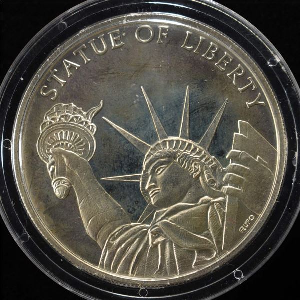 3/4TH OZ 92.5% SILVER ROUND