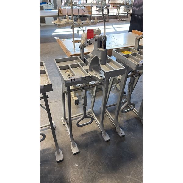 EYELETS INSERT INDUSTRIAL KICK PRESS