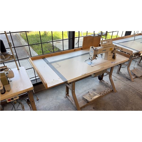 JUKI DLN-5410N-7 HIGH-SPEED, 1-NEEDLE, NEEDLE-FEED, LOCKSTITCH INDUSTRIAL SEWING STATION