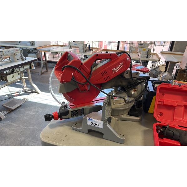 MILWAUKEE 12-INCH DUAL-BEVEL SLIDING COMPOUND MITER SAW