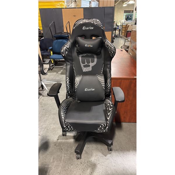 BLACK CLUTCH GAMING CHAIR NEW IN BOX