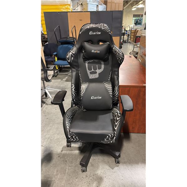 BLACK CLUTCH GAMING CHAIR NEW IN BOX
