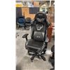 Image 1 : BLACK CLUTCH GAMING CHAIR NEW IN BOX