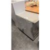 Image 2 : GREY 4 DRAWER MULTI-FILE CABINET