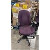 Image 2 : 6 PURPLE TASK CHAIRS WITH CONDITION ISSUES