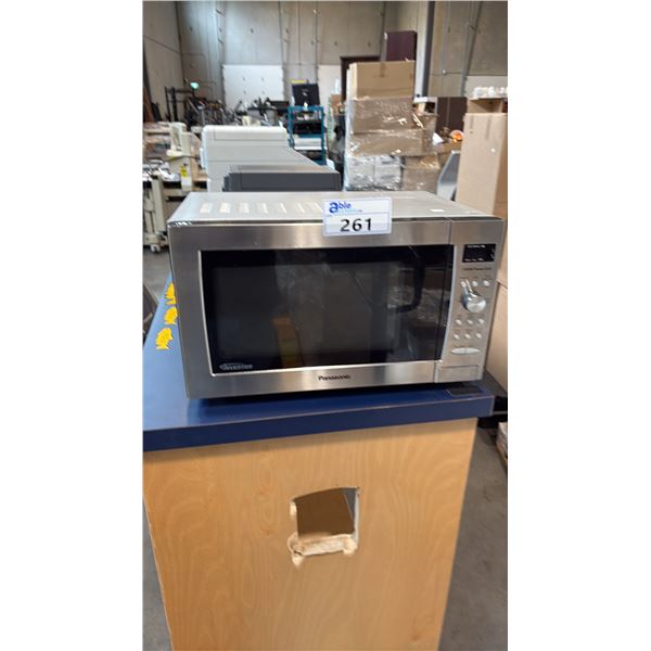 PANASONIC 1000W MICROWAVE