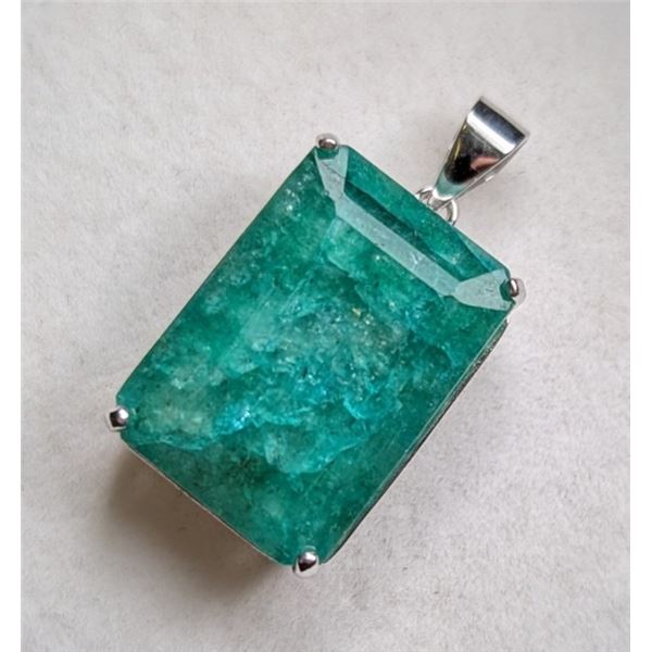 3.9 ct Certified Silver Emerald gemstone Pendant ($7,435 Appraisal)