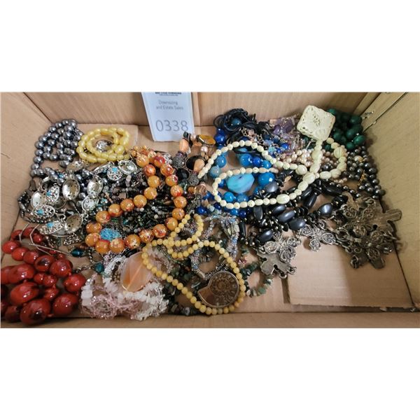 Vintage Costume Jewelry SC1 Cat A