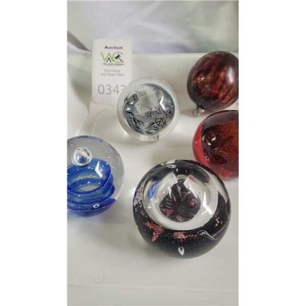 Glass Paperweights SC1 Cat A