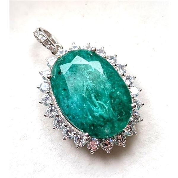 4.1 ct Certified Silver Emerald gemstone Pendant ($7,080 Appraisal)