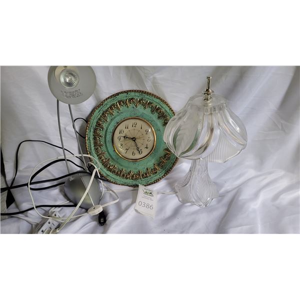 Cystal Lamp & Vintage Wall Clock SC1 Cat A
