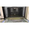 Image 4 : FRIGIDAIRE ELECTRIC STOVE WITH OVEN (MISSING SOME RACKS)