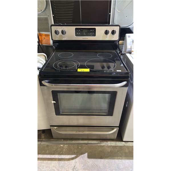 FRIGIDAIRE ELECTRIC STOVE WITH OVEN