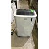 Image 2 : DELONGHI PINGUINO PORTABLE AIR CONDITIONER WITH REMOTE, HOSE & ACCESSORIES