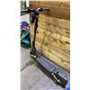 Image 3 : NAVEE ELECTRIC SCOOTER WITH CHARGER *WORKING CONDITION UNKNOWN/MAY BE MISSING PARTS AND OR PIECES*