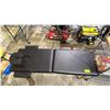 Image 2 : BLACK PORTABLE MASSAGE TABLE