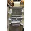 Image 2 : SAMSUNG 36" WIDE FRENCH DOOR FRIDGE WITH BOTTOM FREEZER DRAWER