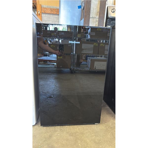 HISENSE MINI FRIDGE