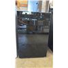 Image 1 : HISENSE MINI FRIDGE
