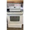 Image 1 : KENMORE ULTRA BAKE ELECTRIC FLAT TOP RANGE WITH OVEN