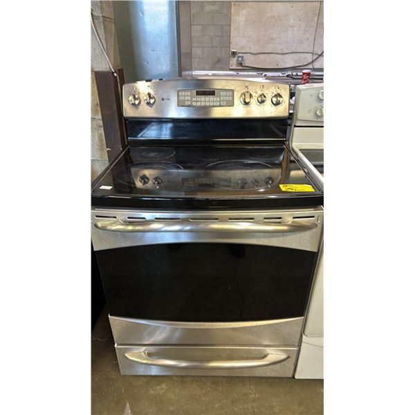 GE PROFILE ELECTRIC FLAT TOP RANGE WITH OVEN