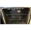 Image 3 : GE PROFILE ELECTRIC FLAT TOP RANGE WITH OVEN