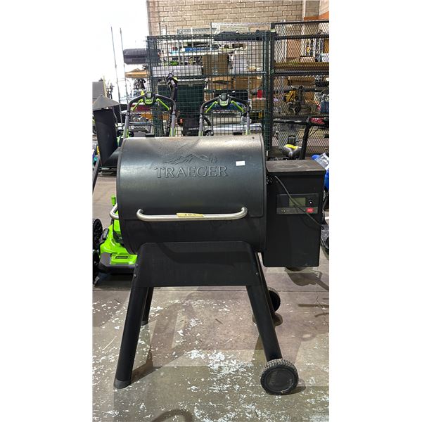 TRAEGER ELECTRIC SMOKER