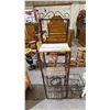 Image 2 : (3) METAL PLANT STANDS