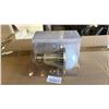 Image 2 : *NEW* CASE OF YIGEDA A19 7W 2700K LED LIGHT BULBS