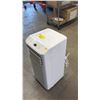 Image 3 : HISENSE PORTABLE AIR CONDITIONER *NO HOSE/PIECE OF THE BACK PANEL IS  MISSING*