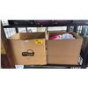 Image 1 : BOX OF MUSIC CDS, VHS MOVIES & BLU-RAY MOVIES & BOX OF INFLATABLE POOL ACCESSORIES