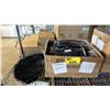 Image 1 : *NEW* BOX OF FOLDING BLACK FEATHER FANS