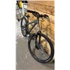 Image 2 : KONA CINDER KONE 27 SPEED BICYCLE