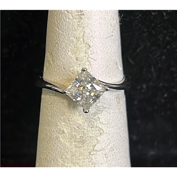 *NEW* .925 SILVER 1CT PRINCESS CUT MOISSANITE LAB DIAMOND RING: RESIZABLE