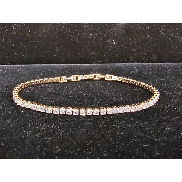 *NEW* 18K GOLD PLATED 2.5MM PRINCESS CUT SIMULATED DIAMOND (CZ) BRACELET: ADJUSTABLE 7"-8" LONG
