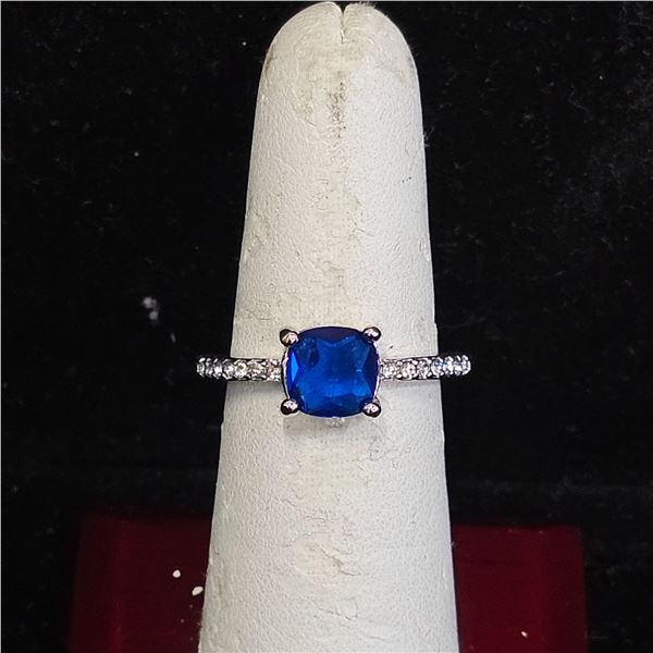 *NEW* PLATINUM PLATED 2CT CUSHION CUT BLUE SIMULATED DIAMOND (CZ) CHANNEL RING: SIZE 7