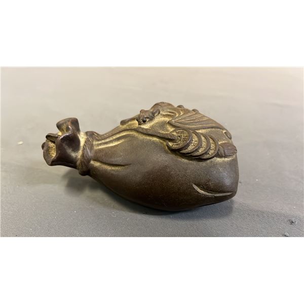 PURPLE CLAY TREASURE BAG TEA TRAY ORNAMENT