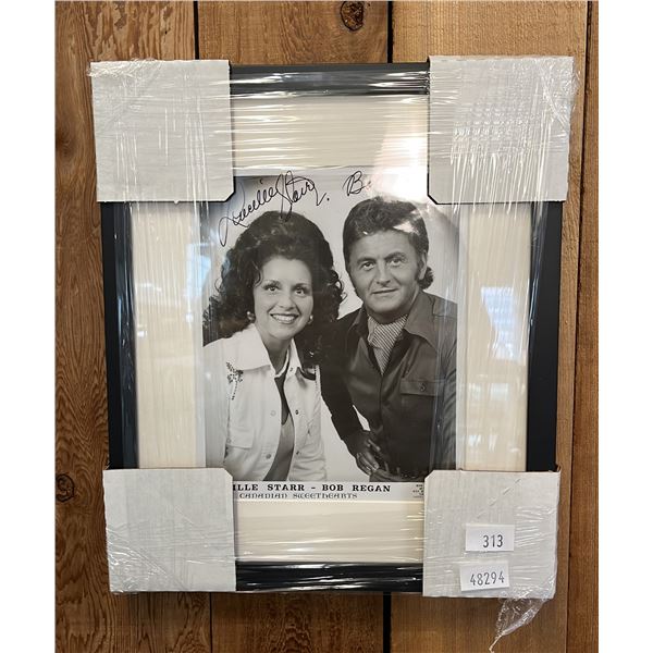 FRAMED BLACK & WHITE PHOTOGRAPH OF LUCILLE STARR & BOB REGAN