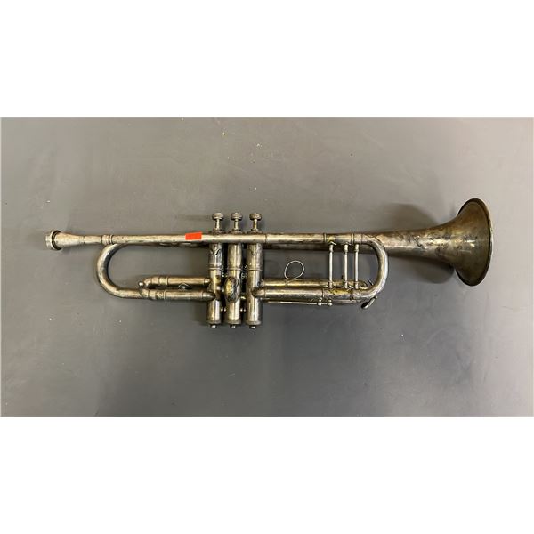 VINTAGE BUESCHER TRUE-TONE SILVER PLATED TRUMPET