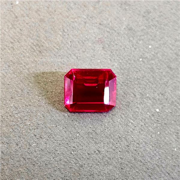 14.9 CT EMERALD CUT NATURAL RUBY WITH IGL CERTIFICATE: 13MM X 11.1MM X 9MM