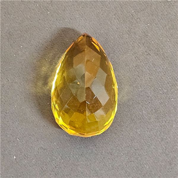 138.4CT PEAR CUT NATURAL YELLOW TOPAZ WITH OMGTL CERTIFICATE: 41MM X 26MM X 20.5MM