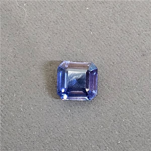 18.7 CT EMERAL CUT NATURAL BLUE SAPPHIRE WITH OMGTL CERTIFICATE: 15MM X 13.1MM X 9.5MM
