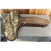 Image 6 : PSE FANG CROSSBOW WITH SCOPE, QUIVER & PADDED CASE