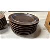 Image 3 : 40+ PIECES OF VINTAGE ARABIA FINLAND "RUSKA" STONEWARE