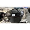 Image 3 : SHELF OF ASSORTED CAST IRON COOKWARE & NO-SLIP MATS