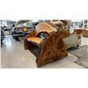 Image 2 : RUSTIC LIVE EDGE WOOD BENCH