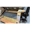 Image 2 : 5500 LBS CAPACITY PALLET JACK